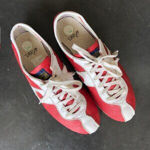 Asics Onitsuka Tiger Nippon 60 Red White Sneaker size 8 - Rare!